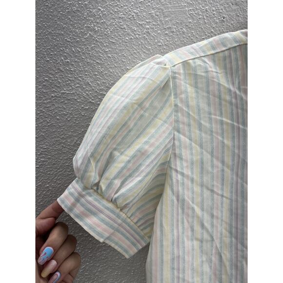 Womens Present Tense Shirt Size 13 White Striped Short Sleeve Button Up - Picture 2 of 9